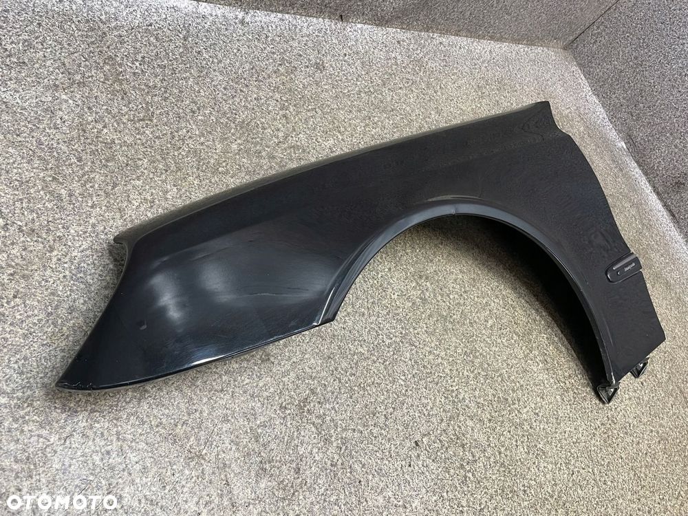 Blotnik lewy przod przedni Mercedes W211 C197 197U OBSIDIAN SCHWARZ - 8