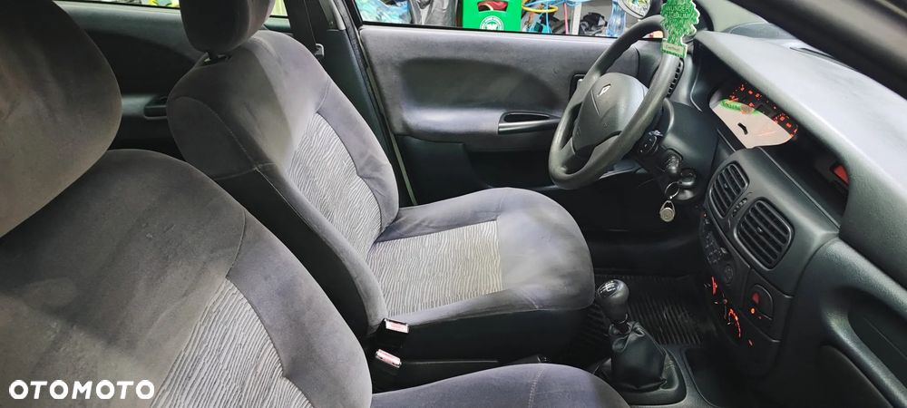 Renault Megane 1.4 Confort Privilege - 9