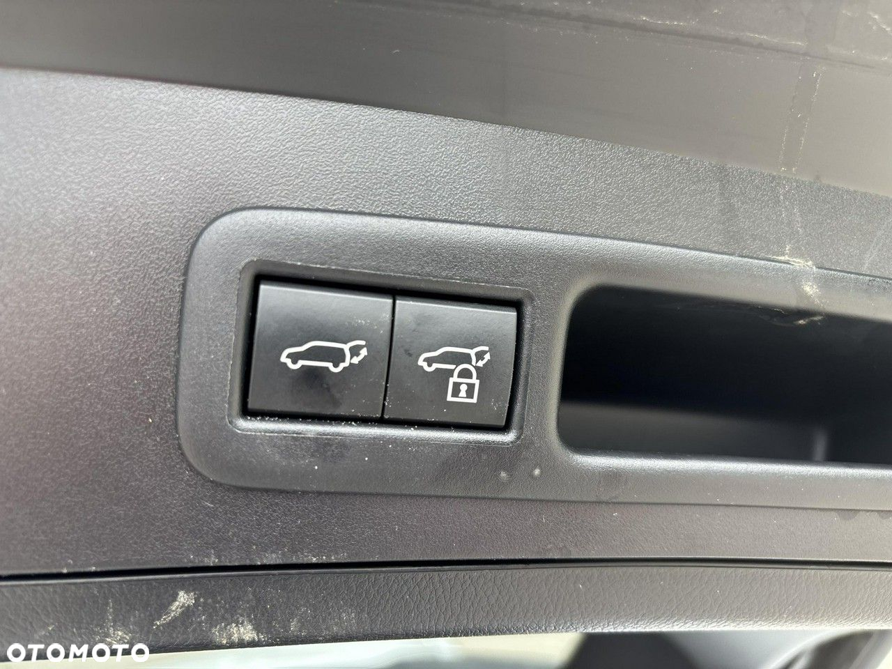 Lexus UX - 15