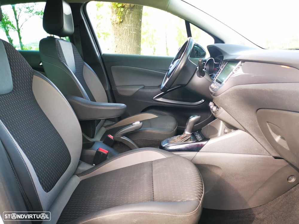Opel Crossland X - 9