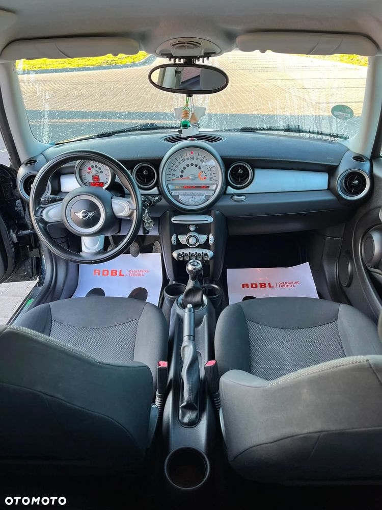 MINI ONE - 10