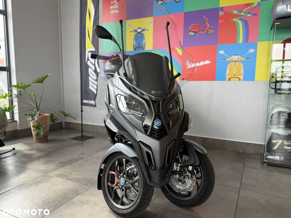 Piaggio MP-3 - 2