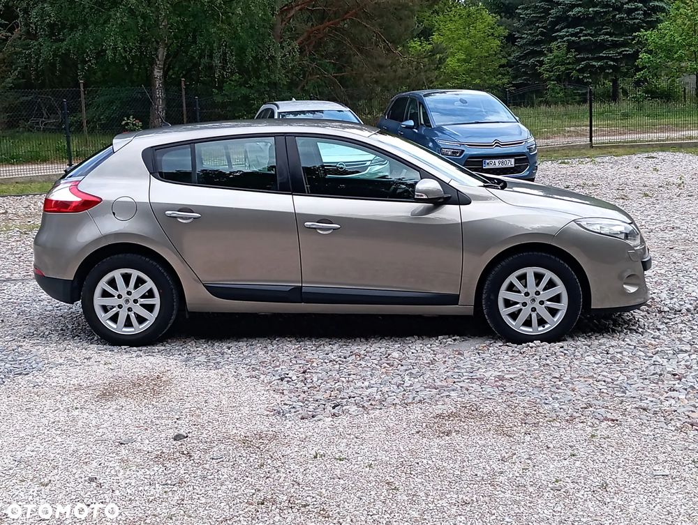 Renault Megane 1.6 16V 110 LIMITED - 9