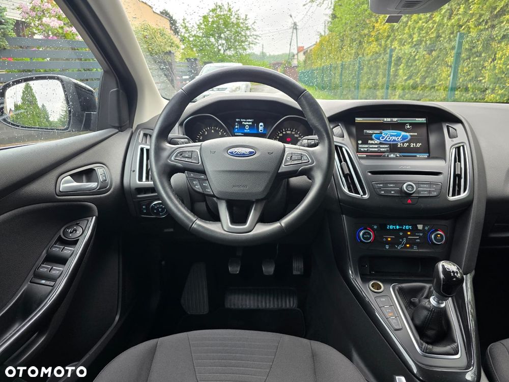 Ford Focus 1.0 EcoBoost Titanium - 30
