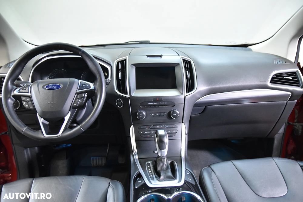 Ford Edge - 9
