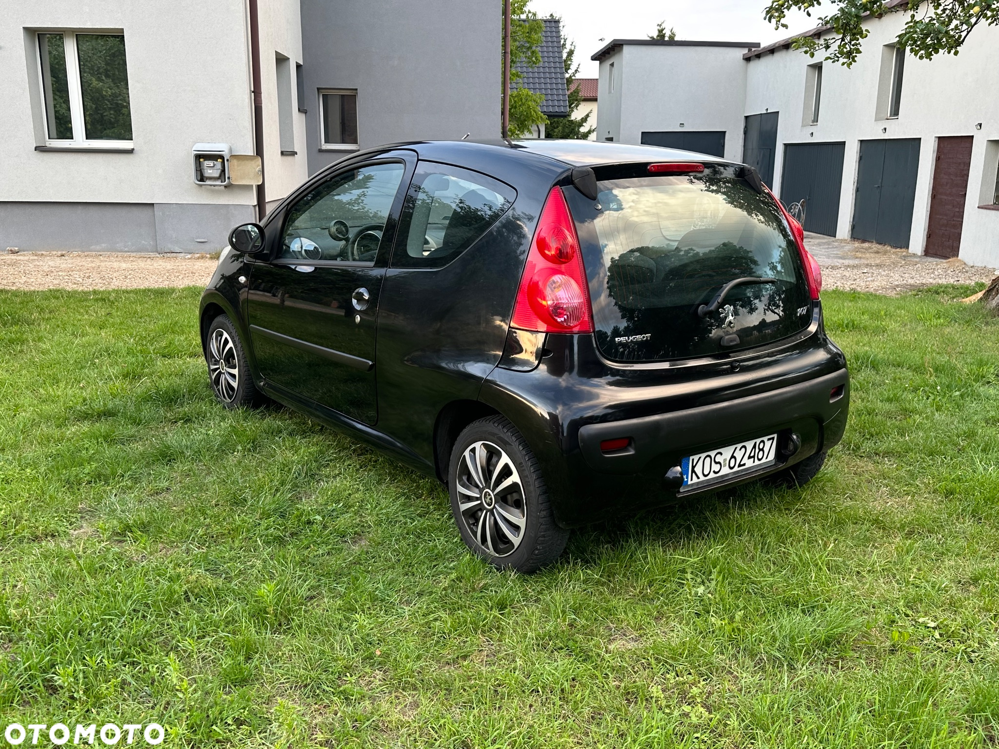 Peugeot 107 1.0 U Move - 3