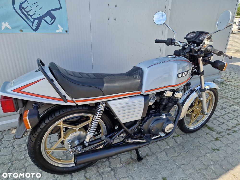 Suzuki GSX - 1