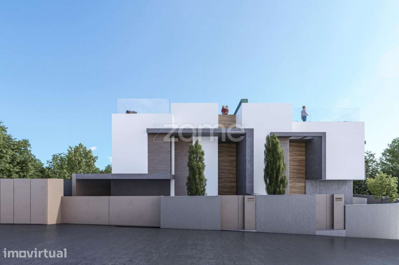 Terreno Urbano com Projeto Aprovado para 2 Moradias | Virtudes - Grande imagem: 3/4