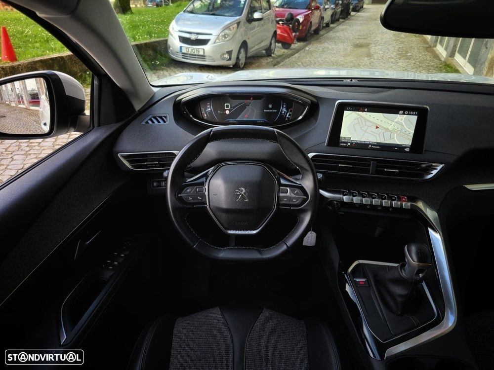 Peugeot 3008 1.5 BlueHDi GT Line - 6