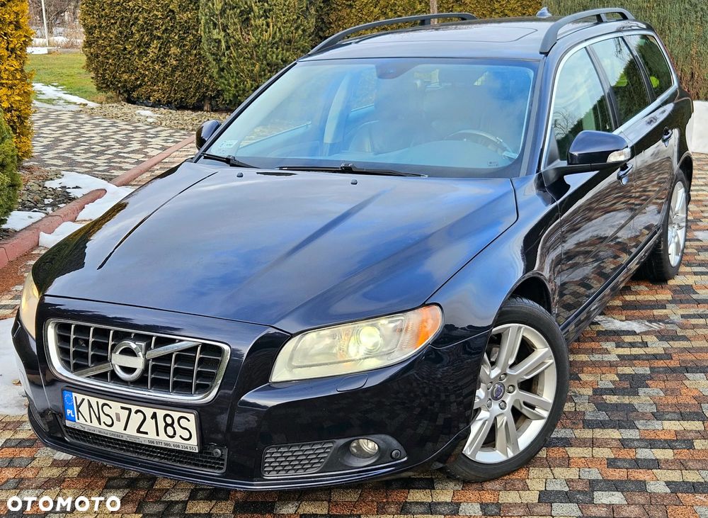 Volvo V70 D5 Summum - 2