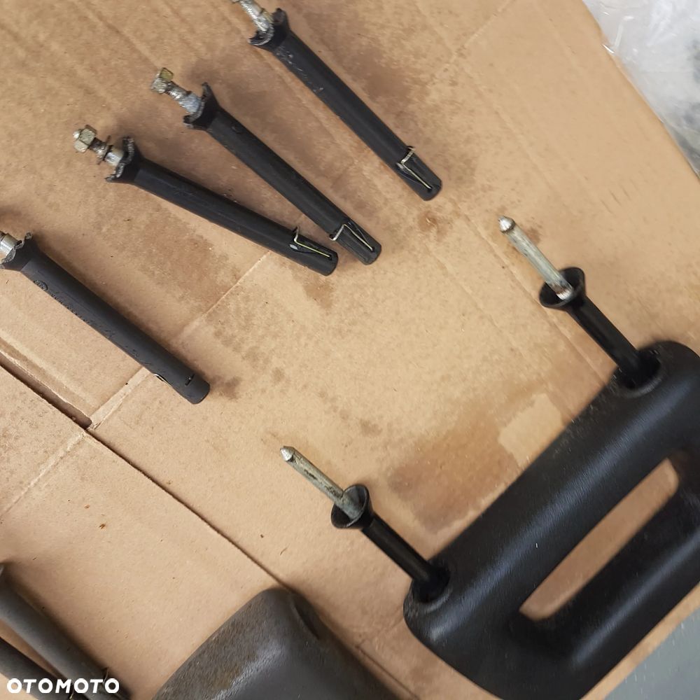 zagłówek zagłowek regulacja oś regulacji wysokości przód przednie fiat 126p 126 p maluch - 29