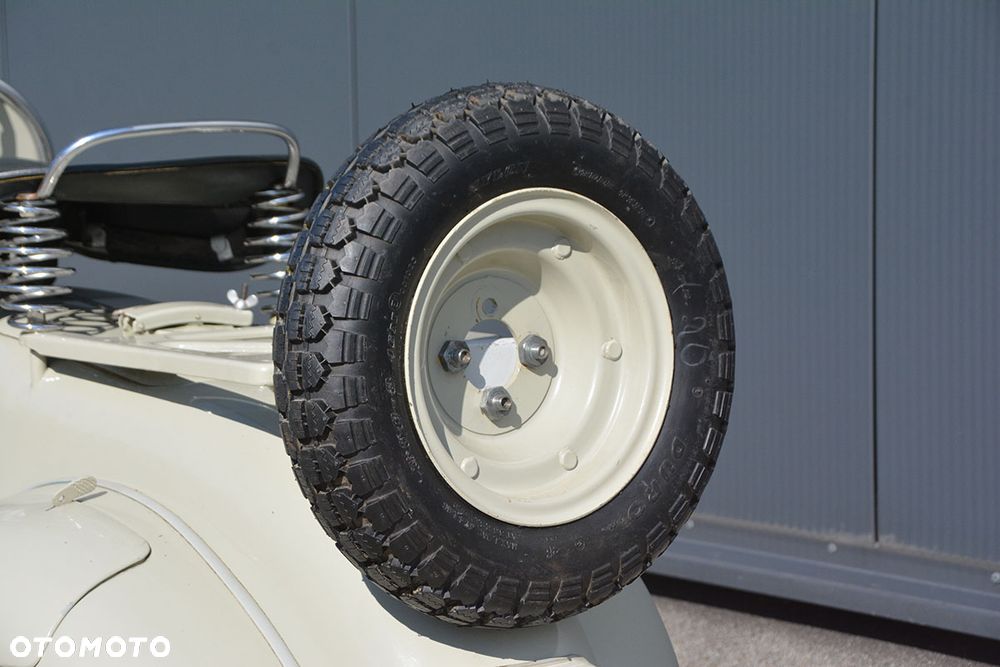 Vespa V - 4