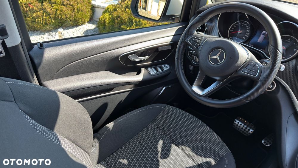 Mercedes-Benz Klasa V 300 d 9G-Tronic (ekstra d³) - 15