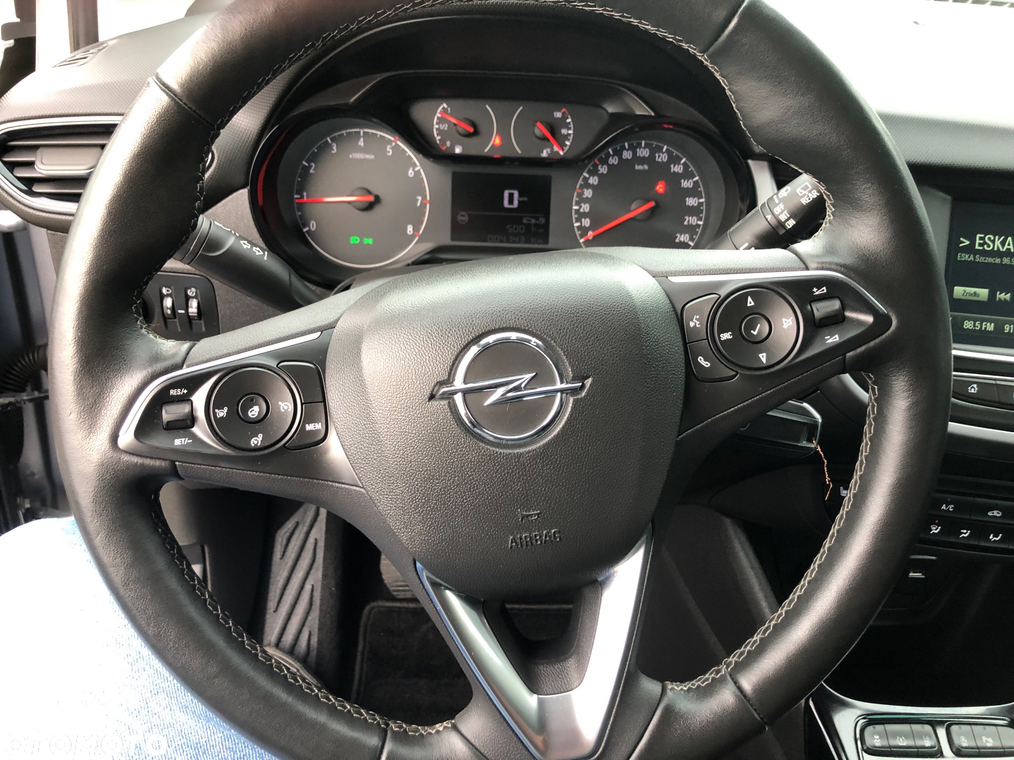 Opel Crossland - 19
