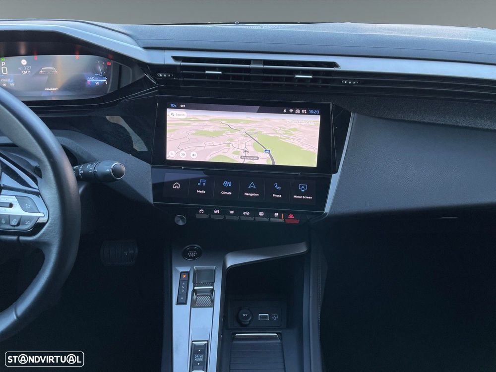 Peugeot 408 1.2 PureTech Allure EAT8 - 12