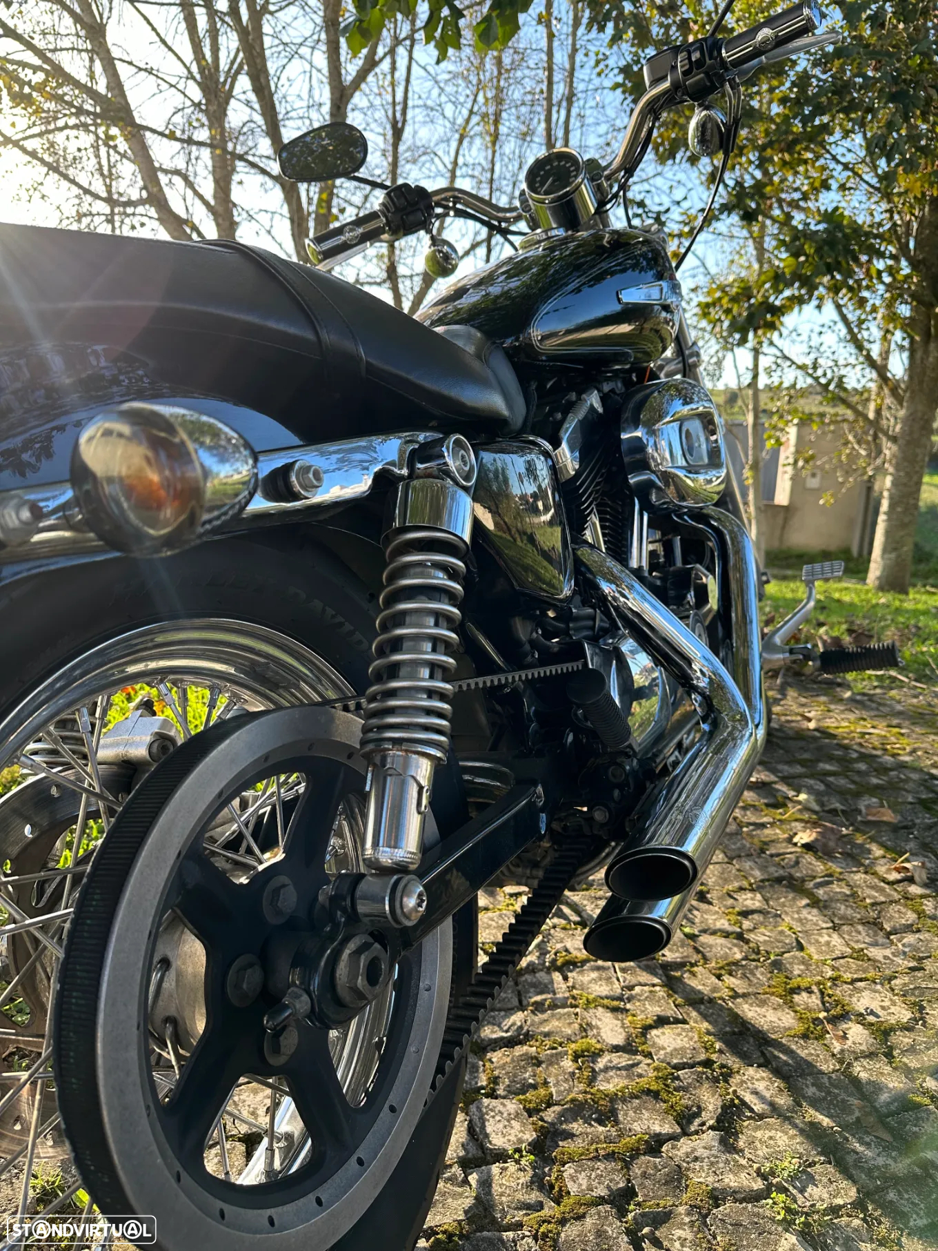 Harley-Davidson XL 1200C CUSTOM - 18