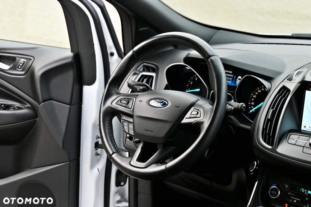 Ford Kuga 1.5 EcoBoost FWD ST-Line ASS - 26