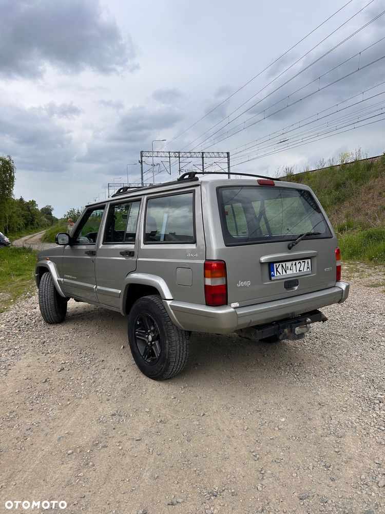 Jeep Cherokee 4.0 - 2