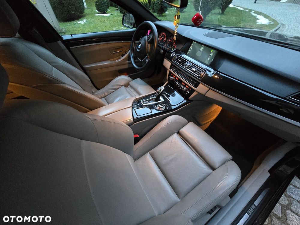BMW Seria 5 520d - 8