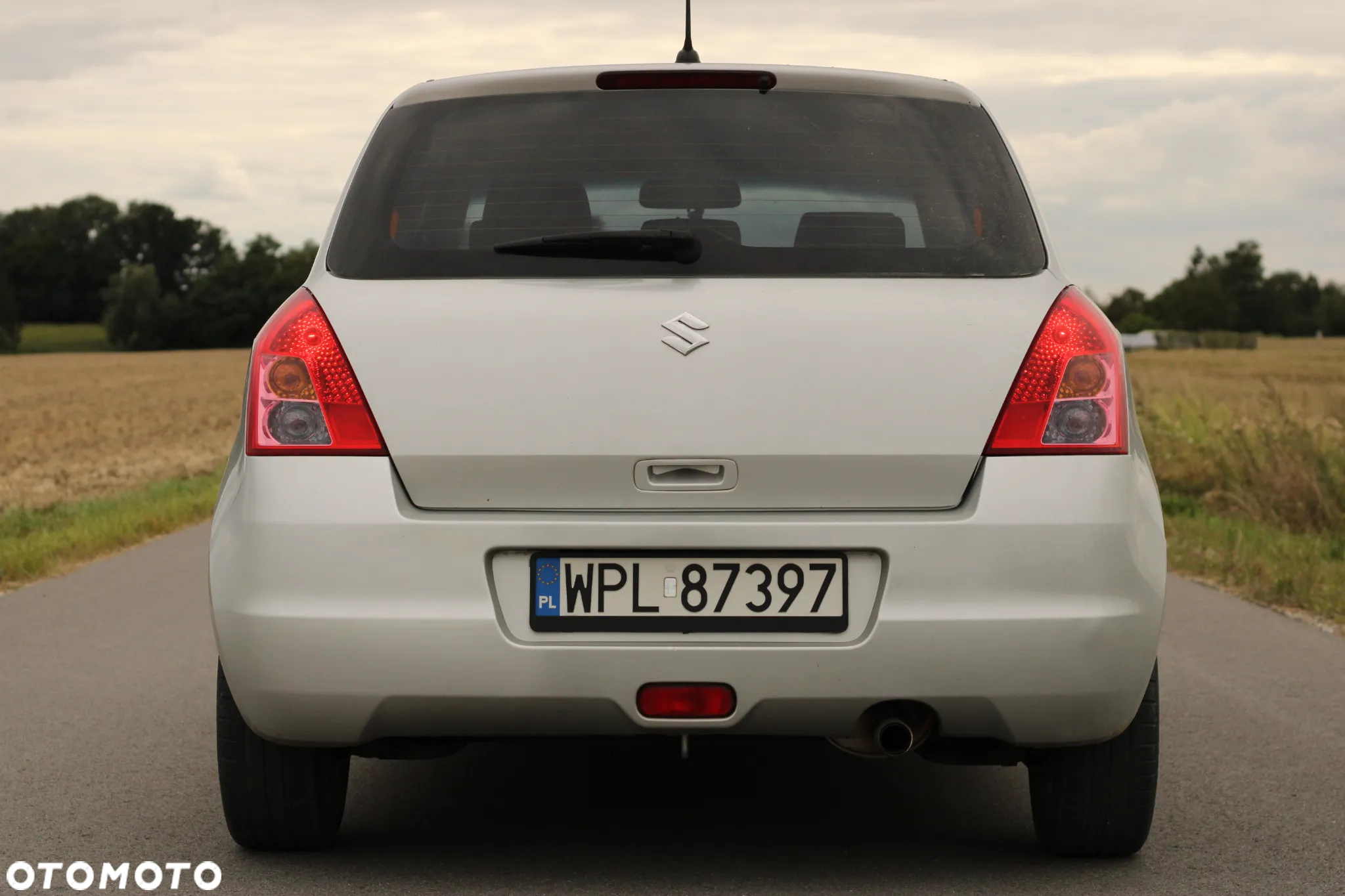 Suzuki Swift - 4