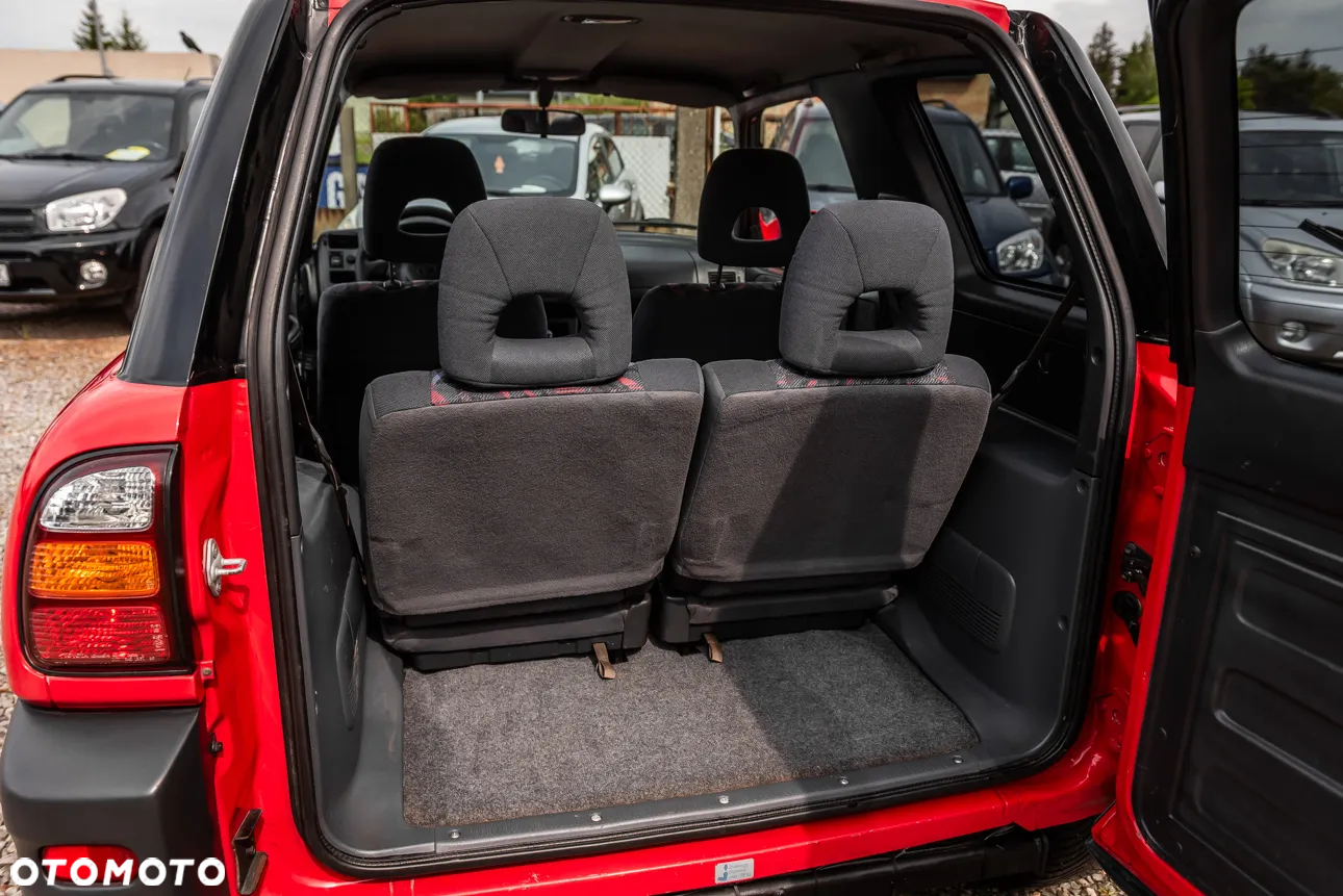 Toyota RAV4 2.0 Special - 21