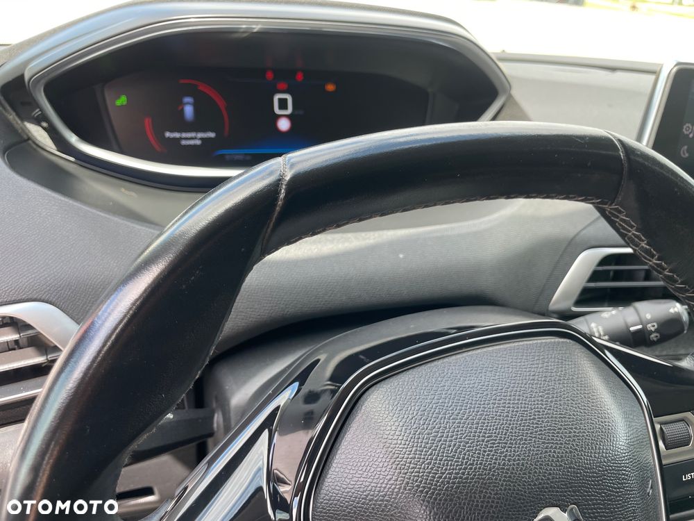 Peugeot 3008 PureTech 130 Stop & Start GPF Allure Business-Paket - 28