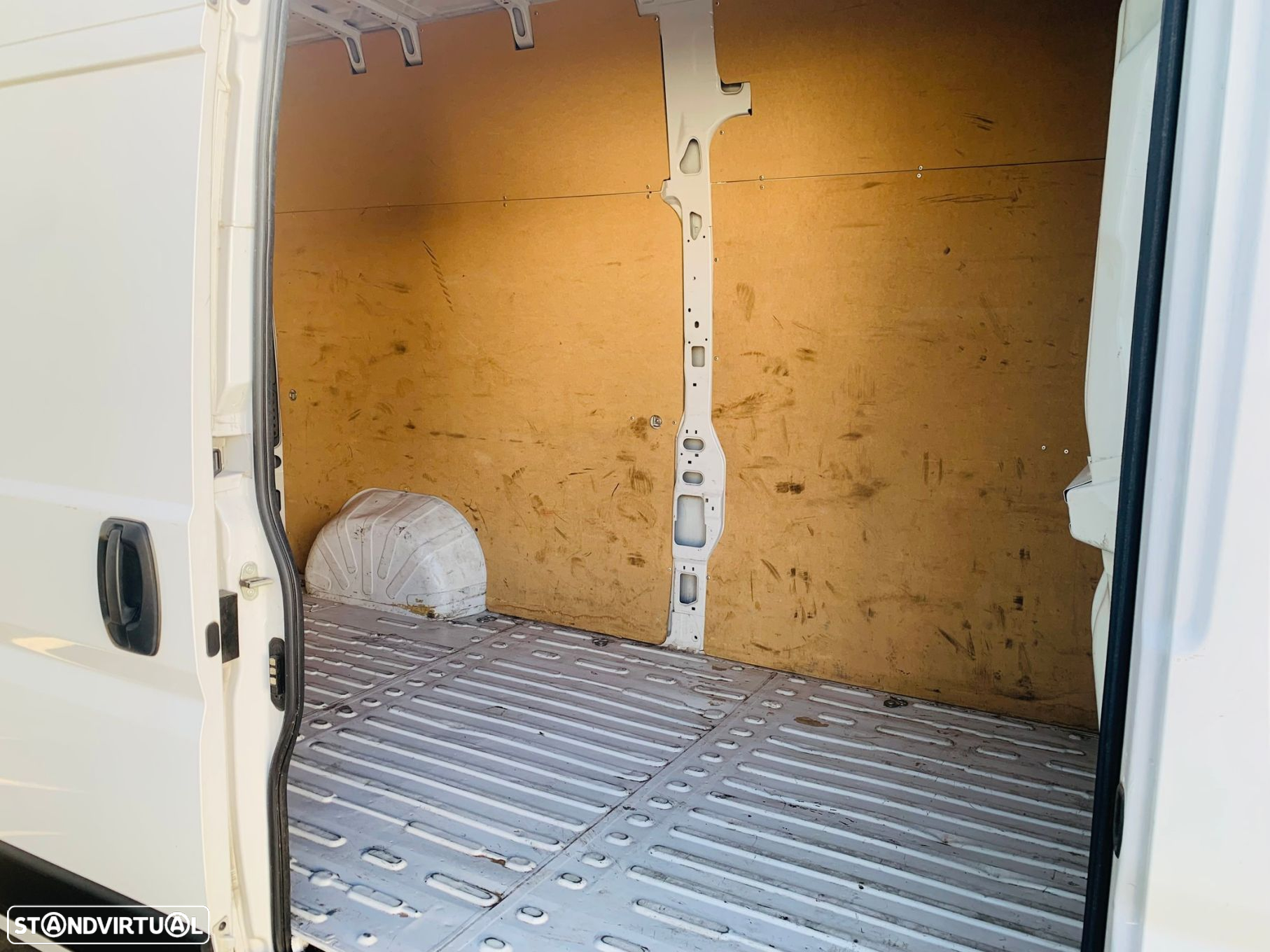 Peugeot Boxer 2.2 BlueHDi 335 L3 CD - 7