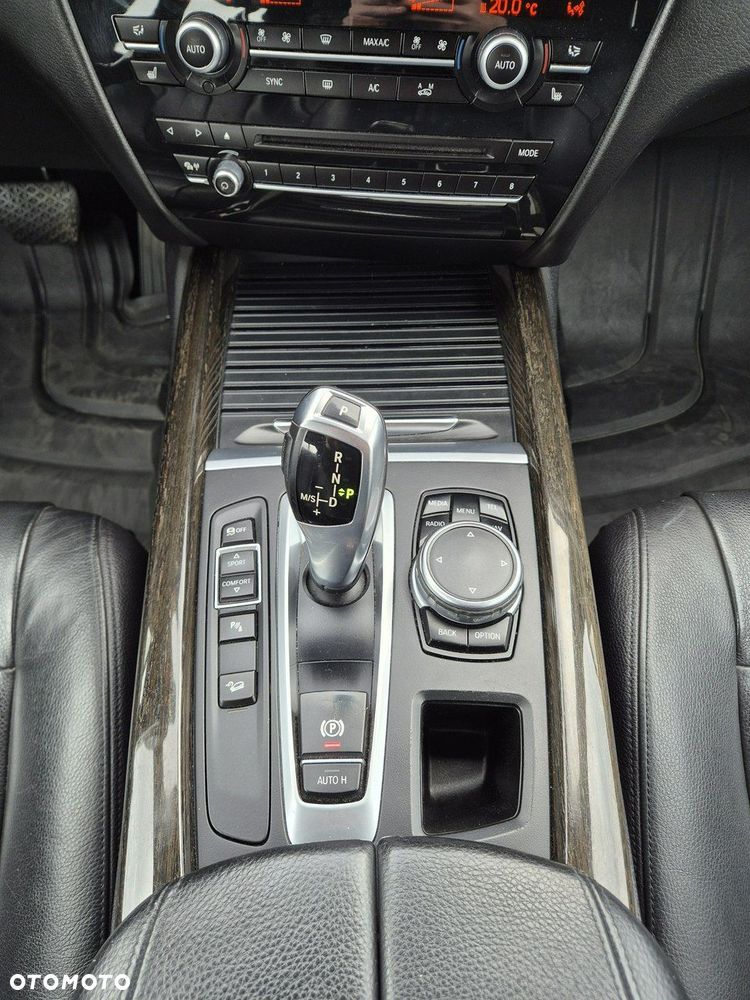 BMW X5 xDrive25d - 16