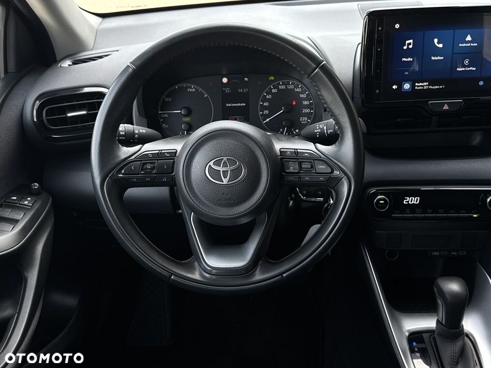 Toyota Yaris - 17