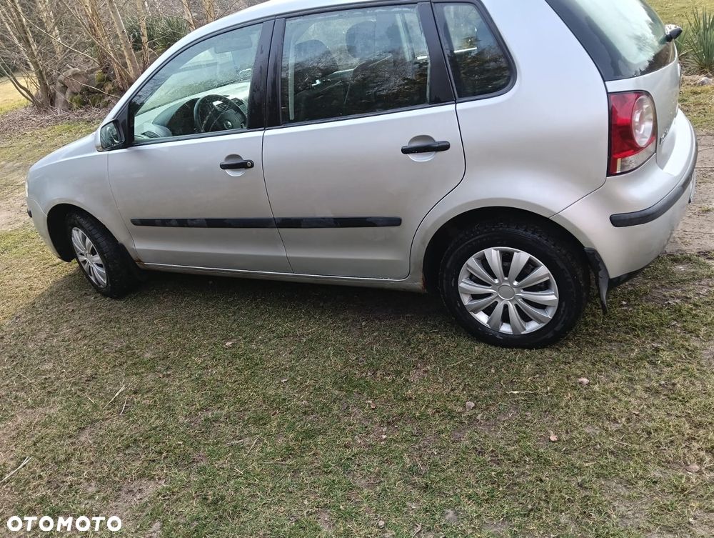 Volkswagen Polo 1.4 TDI Comfortline - 2