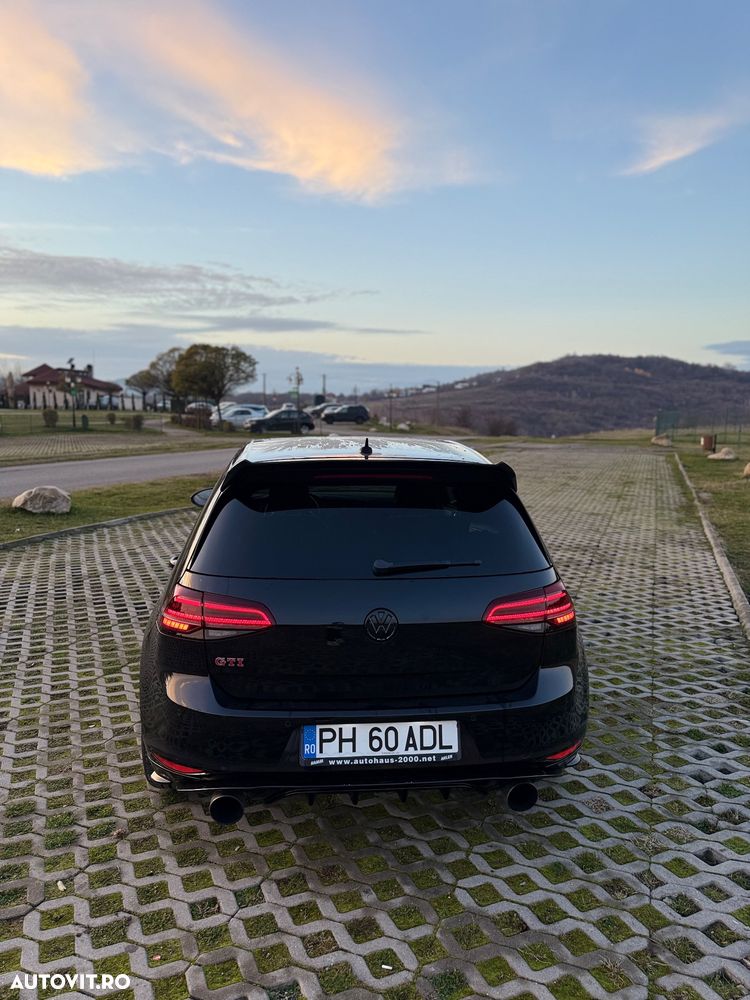 Volkswagen Golf 2.0 TSI BMT DSG GTI Performance - 3