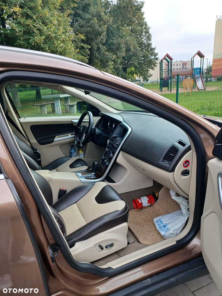 Volvo XC 60 - 15