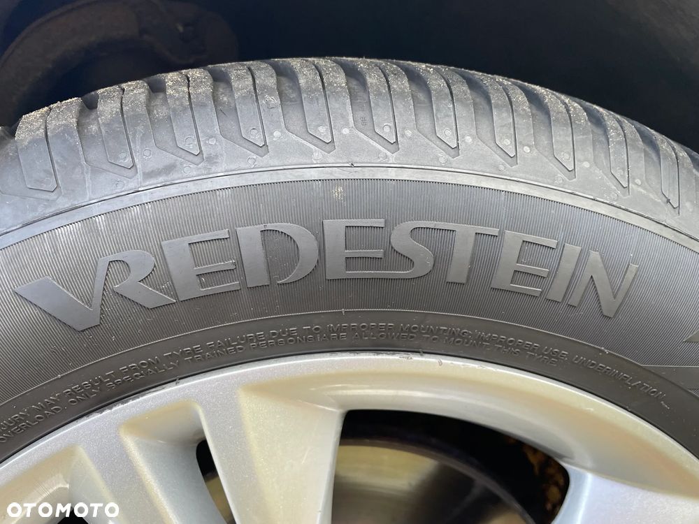 Ford Focus 1.6 Trend - 16