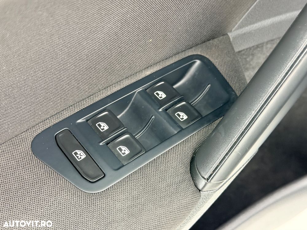 Volkswagen Golf 1.2 TSI BlueMotion Technology Trendline - 11