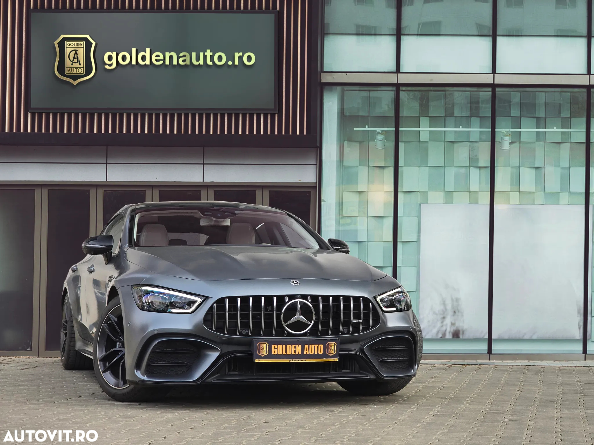 Mercedes-Benz AMG GT 53 4MATIC+ - 33