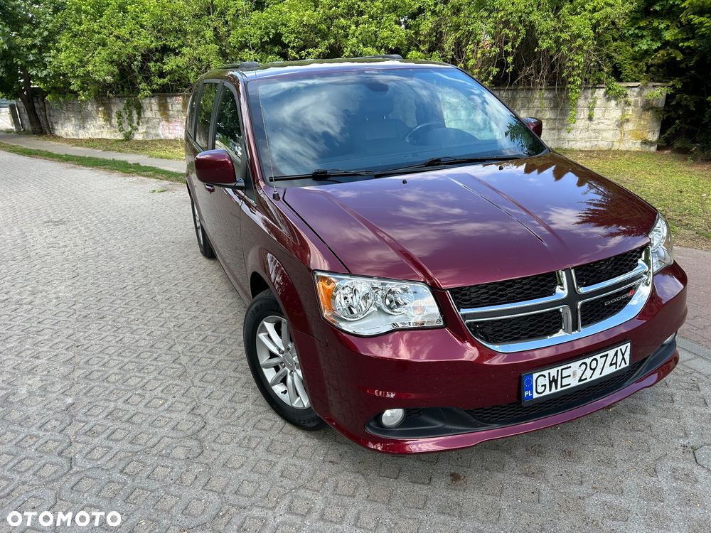 Dodge Grand Caravan ver-3-6-r-t - 21