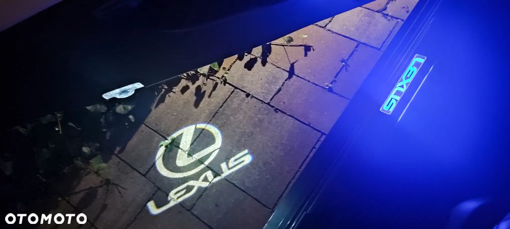 Lexus ES 300h Omotenashi - 24