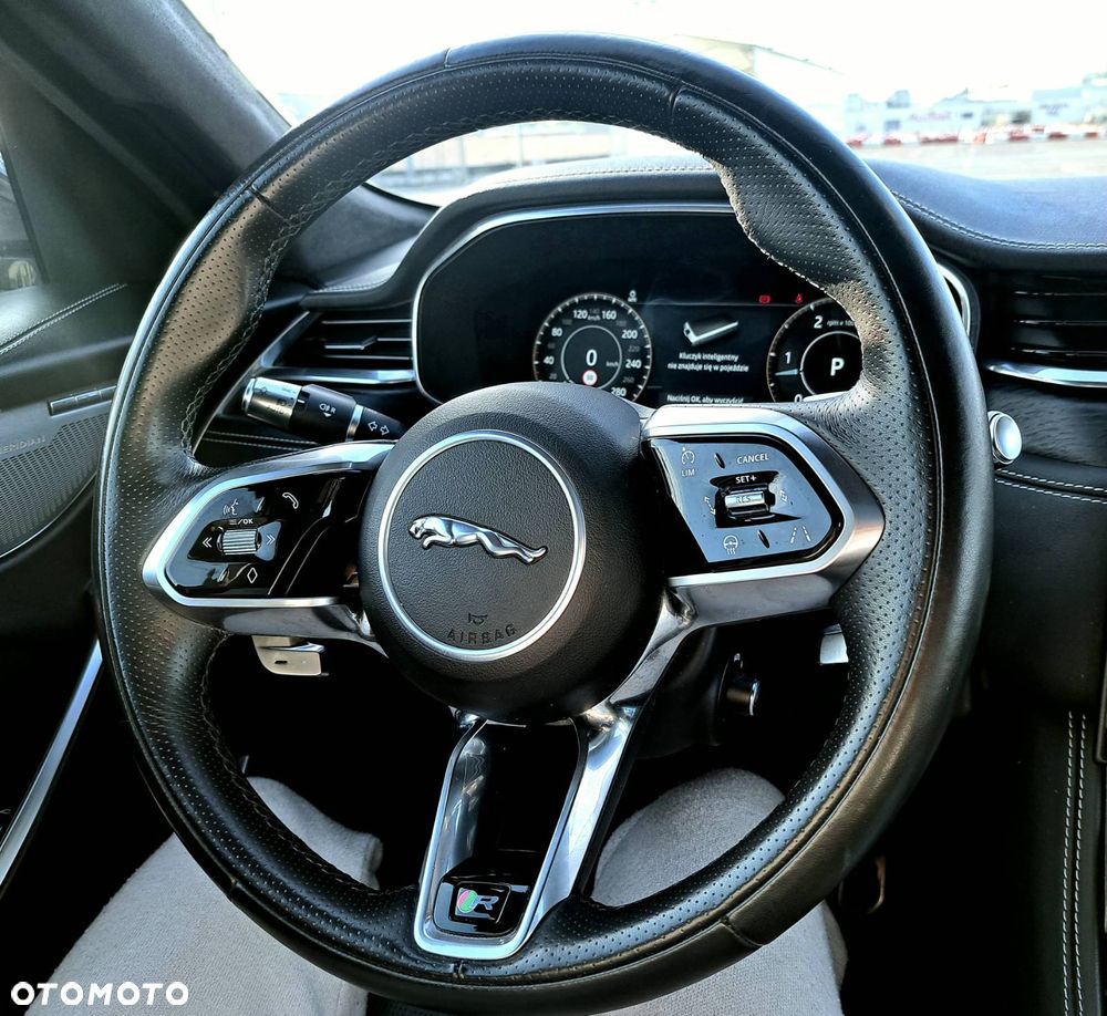 Jaguar F-Pace 3.0 TDV6 AWD 300 Sport - 19