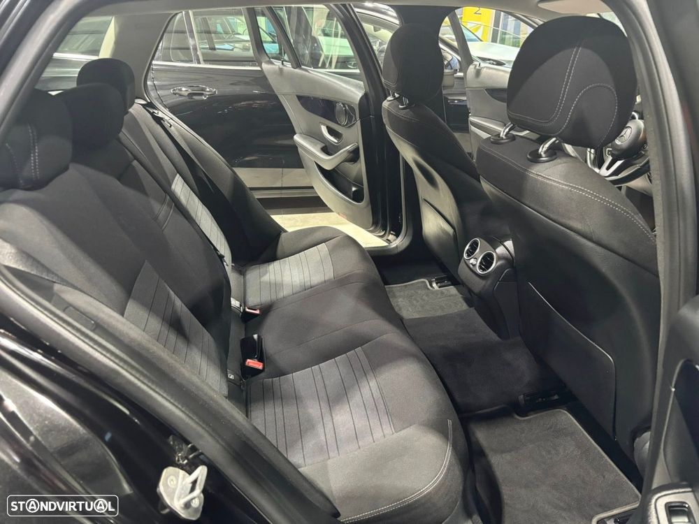 Mercedes-Benz C 200 - 13