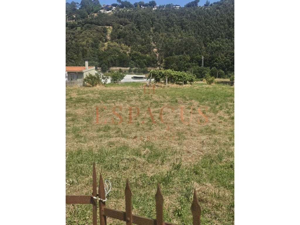Terreno espetacular com duas Frentes em Caminha - Grande imagem: 3/11