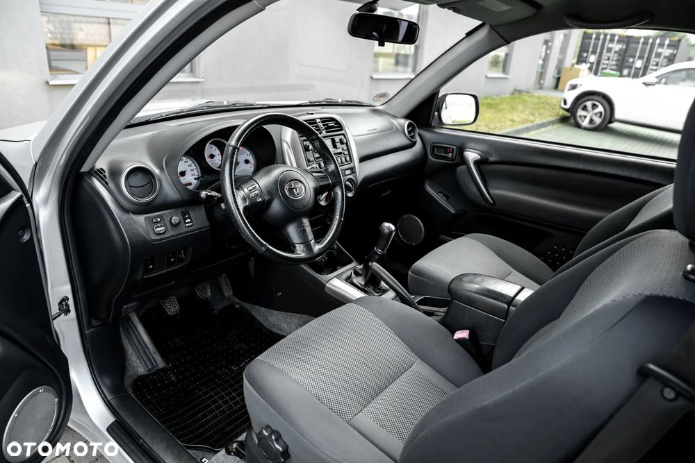 Toyota RAV4 D-4D 4x4 Executive - 5
