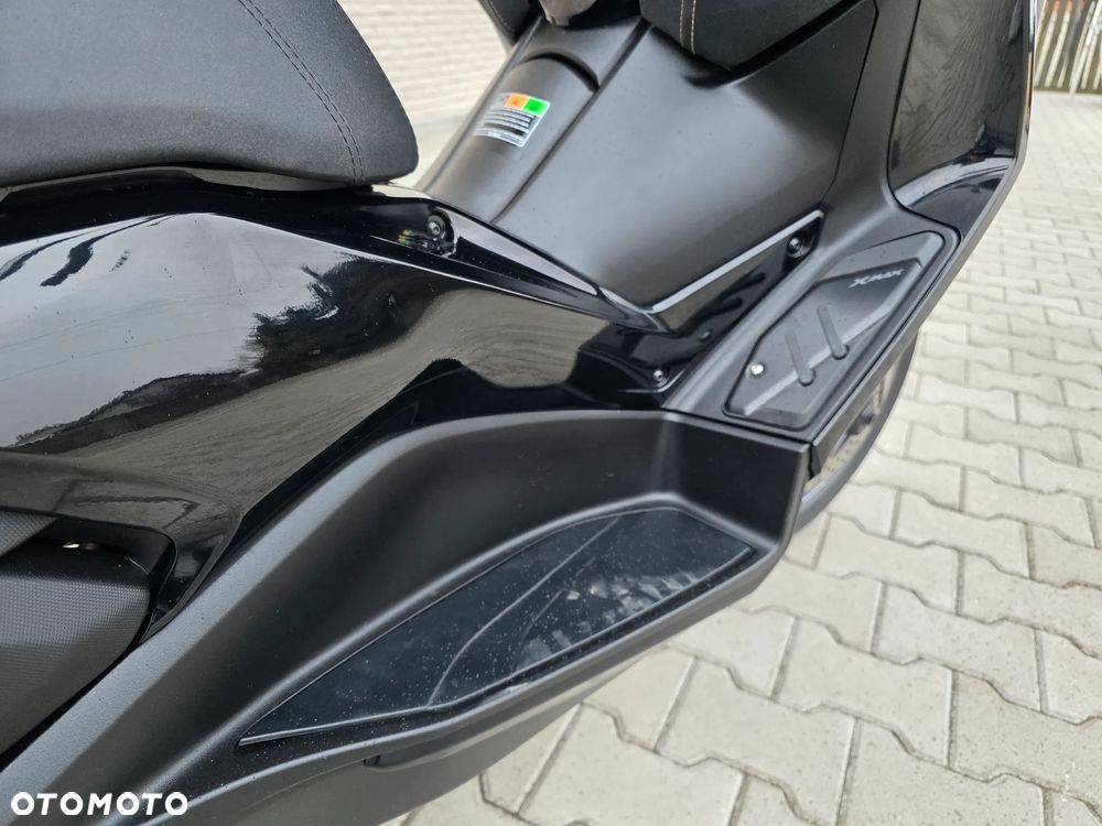 Yamaha X-max - 14