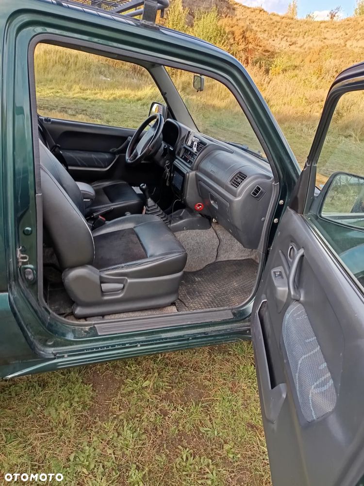 Suzuki Jimny 1.3 - 17