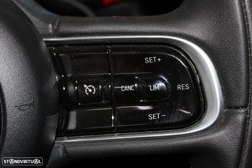 Fiat 500e 23,8kWh Red - 15