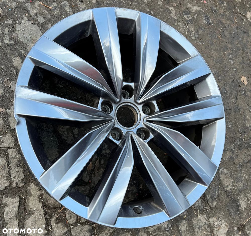Felga VW Arteon 3G8 3G8601025Q 8J 18 ET 40 1szt. - 2