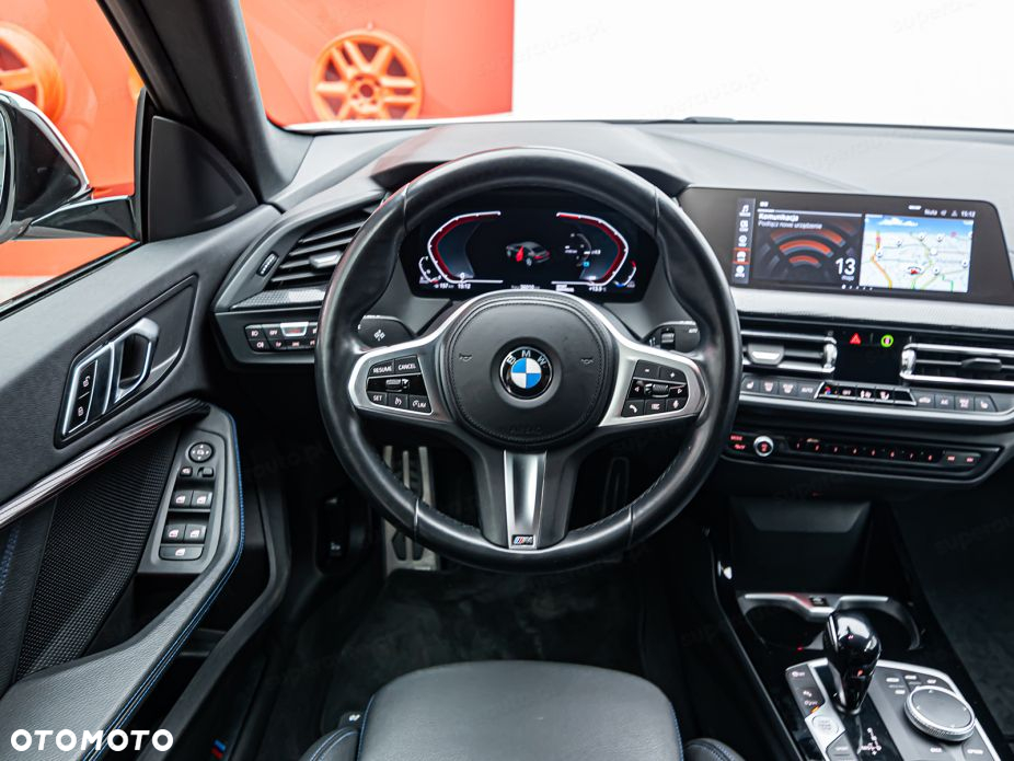 BMW Seria 2 216d M Sport - 12