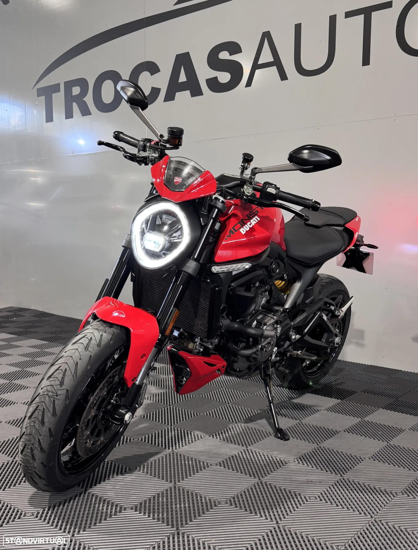 Ducati Monster 937 - 21