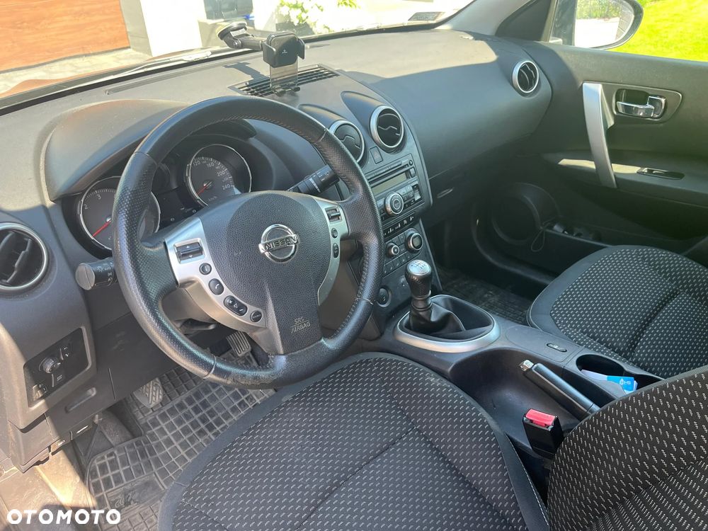 Nissan Qashqai 2.0 dCi Visia - 10