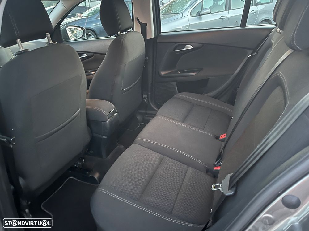 Fiat Tipo 1.3 M-Jet Lounge J17 - 11