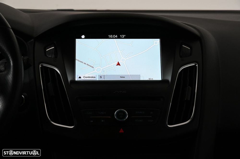 Ford Focus SW 1.5 TDCi ST-Line - 19